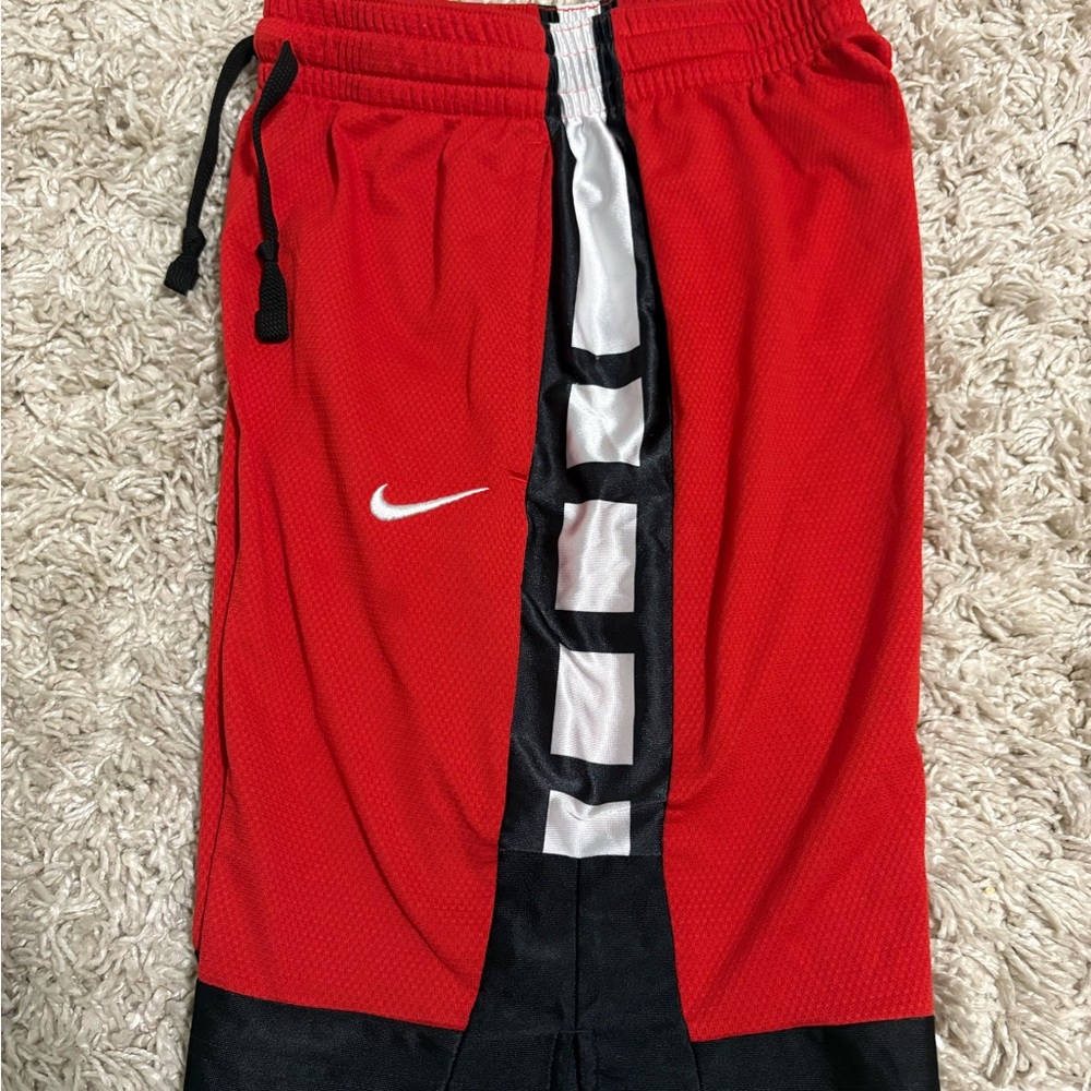 Nike Dri-FIT Elite basketball shorts, size small, EUC